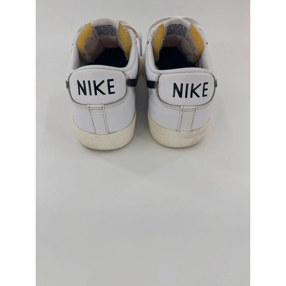Nike Blazer Low 77 Vintage White Black Mens Sneakers DA6364-101 Size 9.5‎